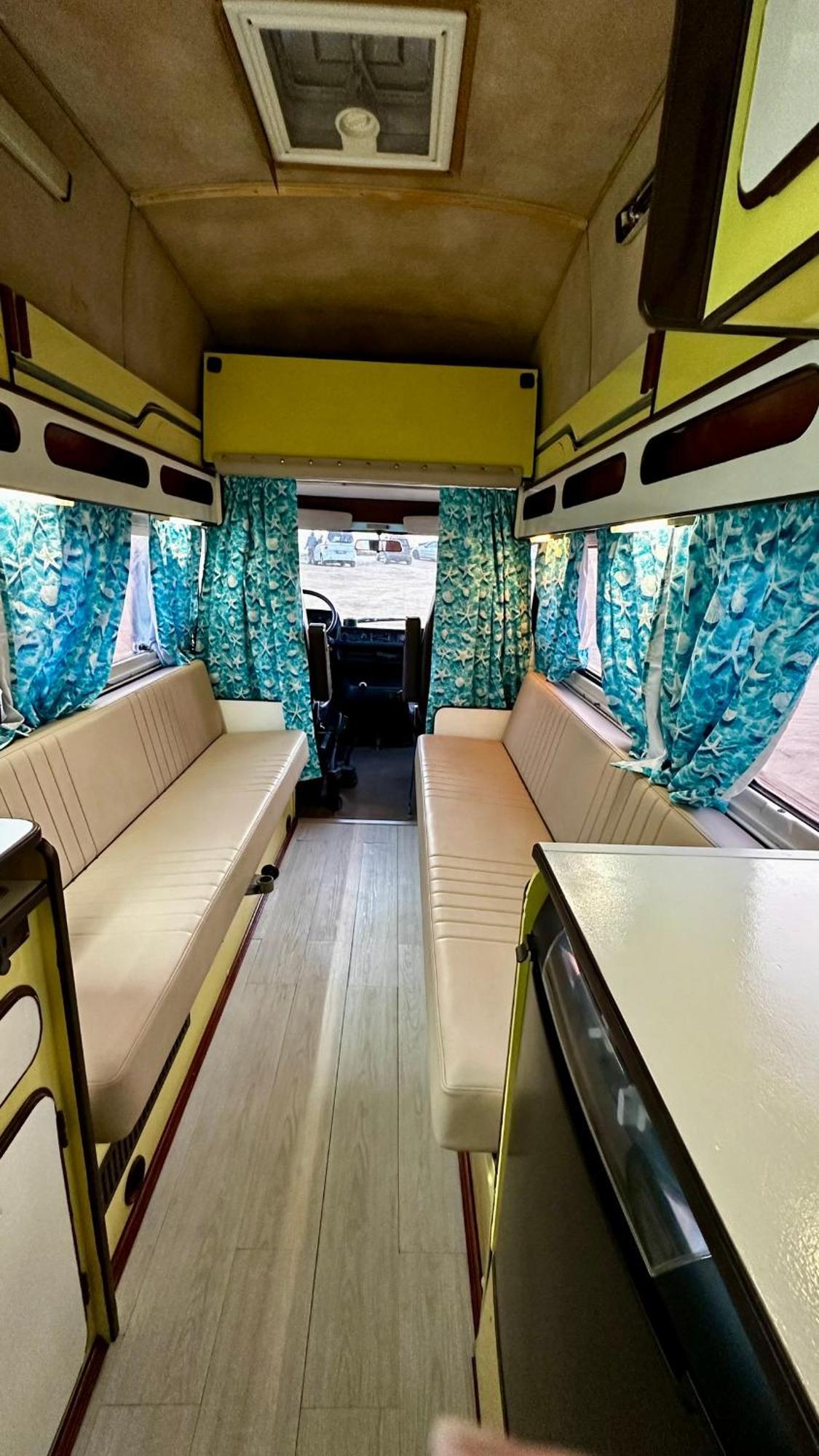 Luksustelt Campervan Sally Lisboa